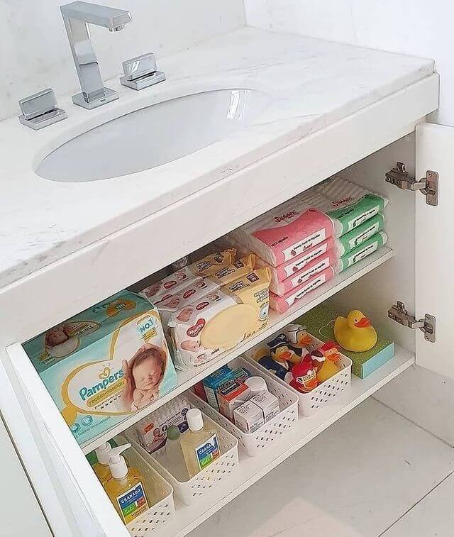 Colorful Baskets Enhance Bathroom Organization and Appeal