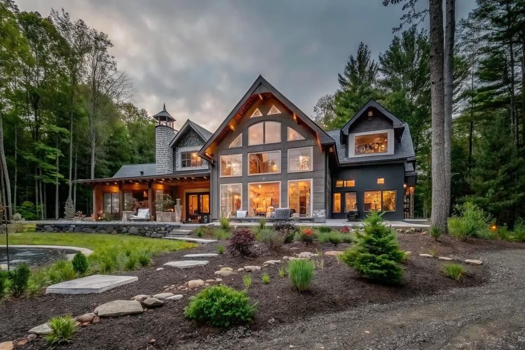 Contrasting Materials and Design