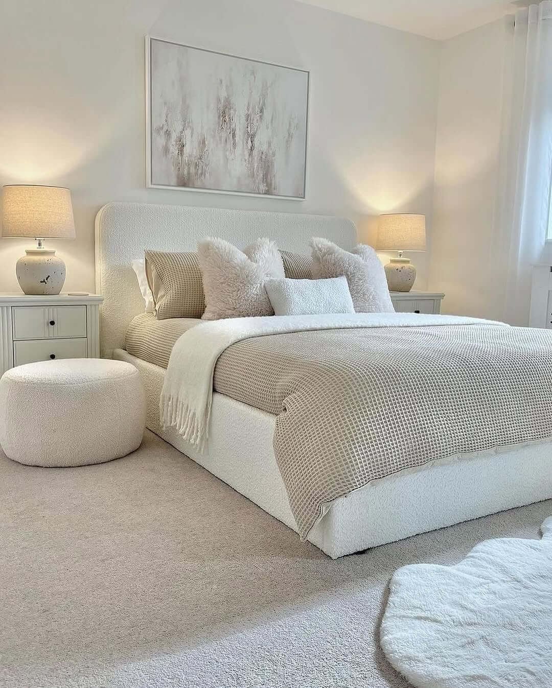 Cozy bedroom design with earth tones and minimalist style