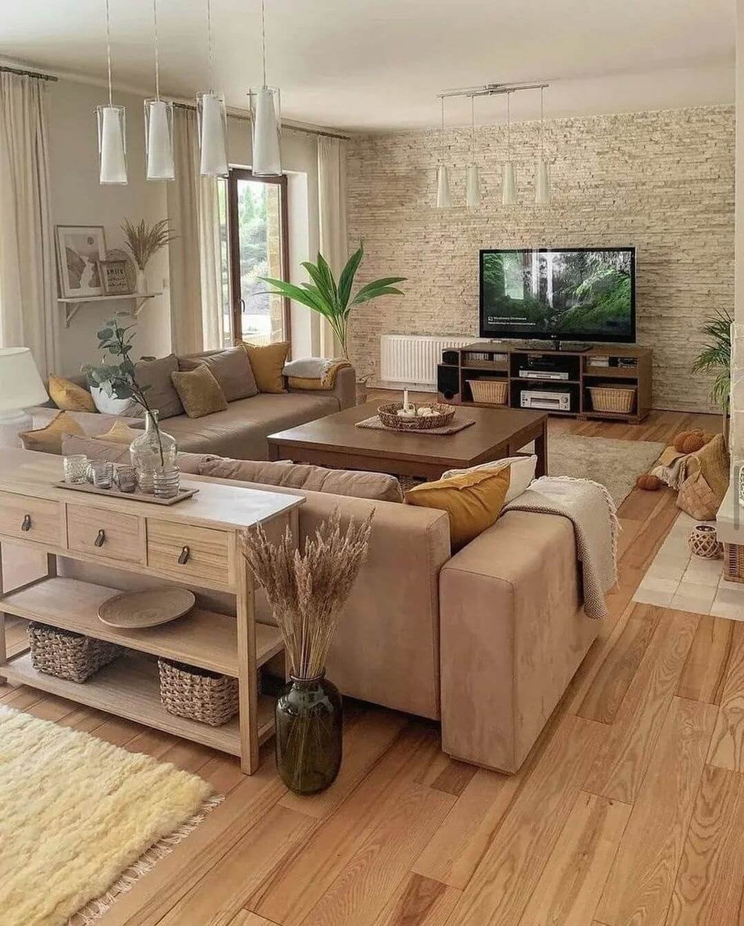 Balancing Comfort and Style with a Cheerful Color Palette