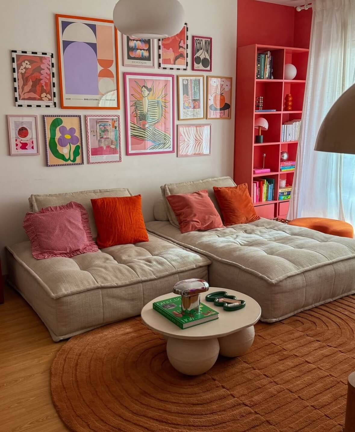 Eclectic living room design ideas for a vibrant atmosphere