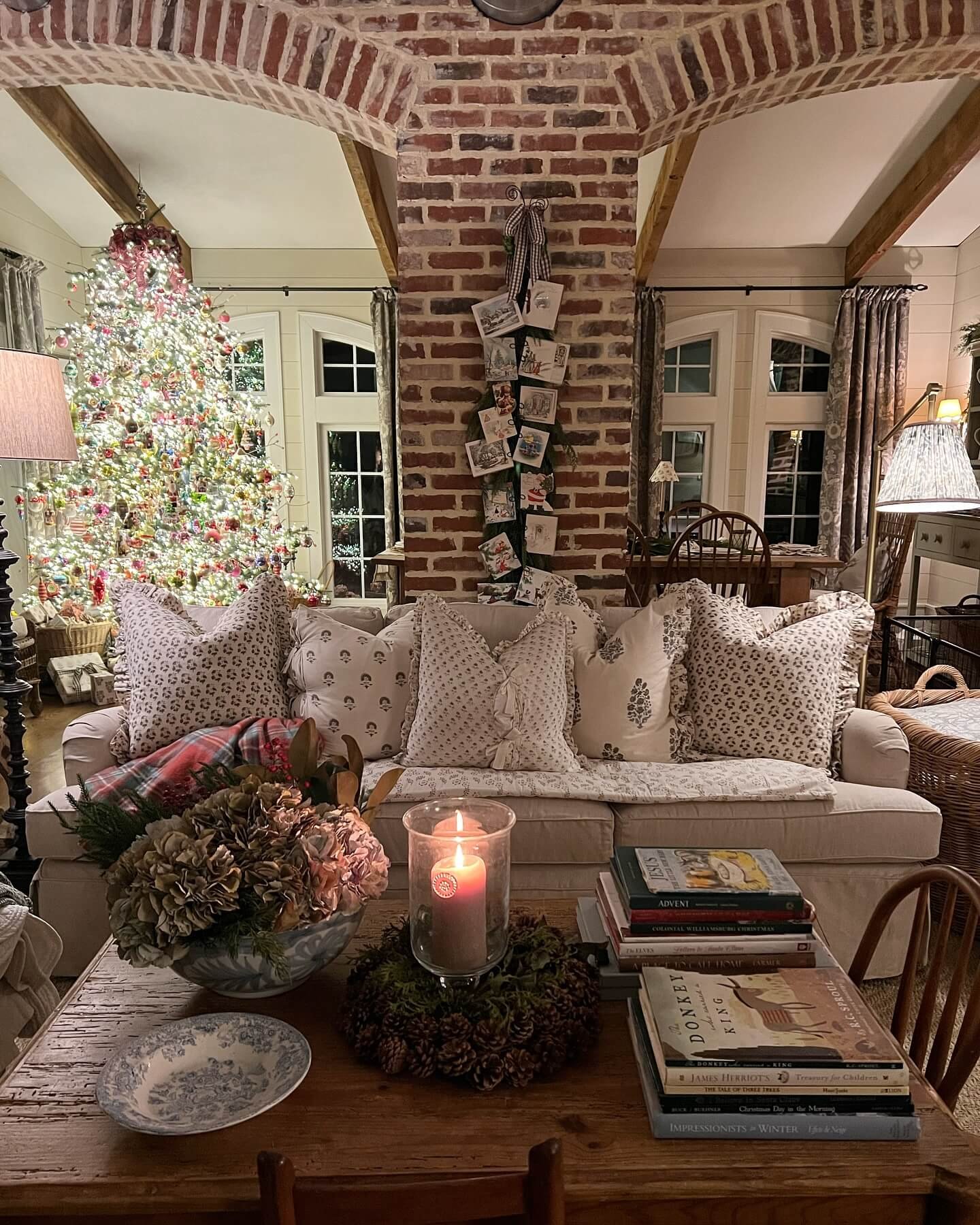 Inviting French Cottage Decor