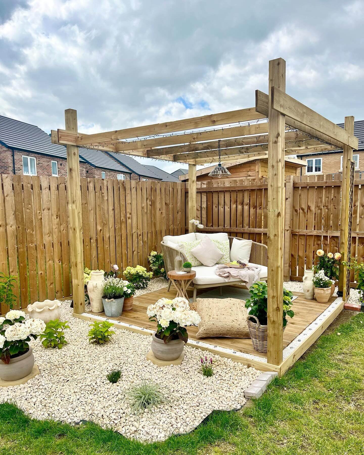 Rustic elegance with lush greenery