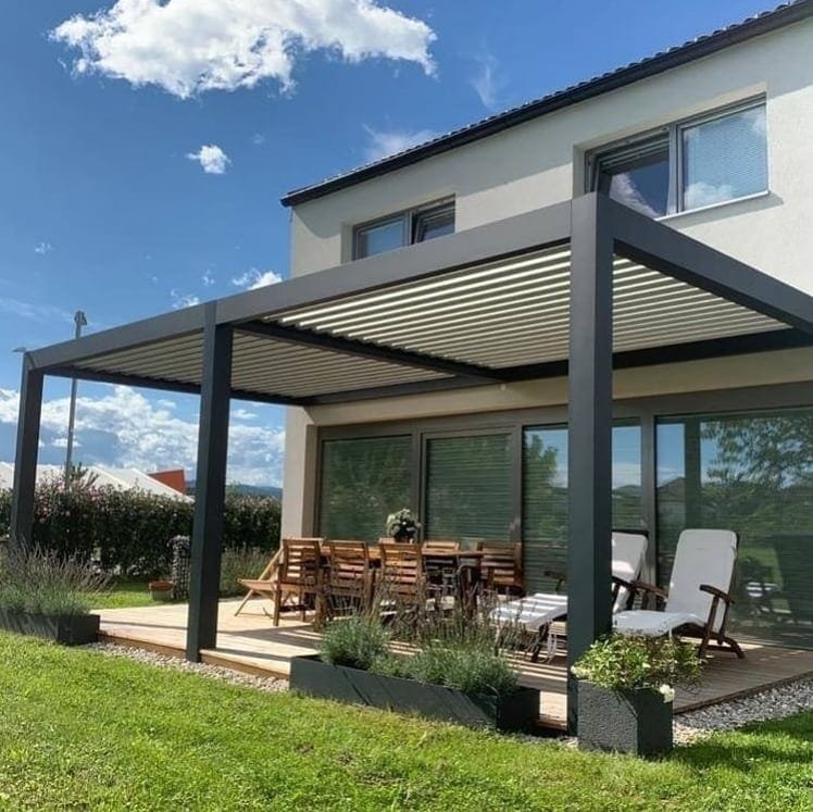 Transform Your Patio with a Stylish Pergola